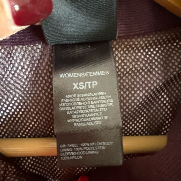 The North Face Hyvent Hooded Rain Jacket - Picture 7 of 14